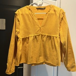 Like New Zara Top Size Medium